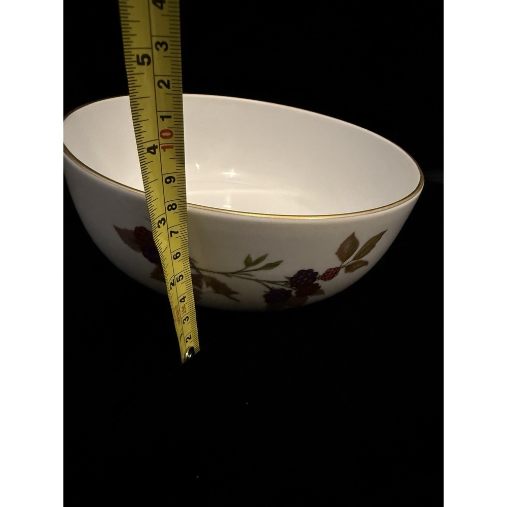 Royal Worcester Evesham Gold Vegetable Serving Bowl Fruit Provincial Country 8" - Picture 2 of 10